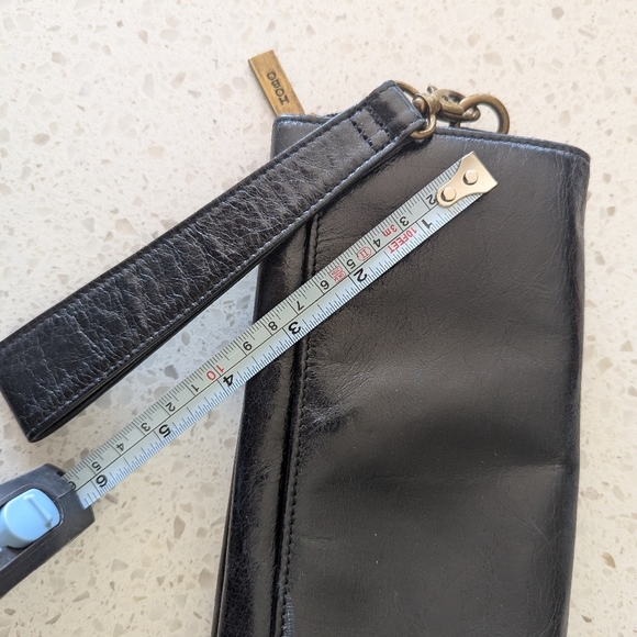 Black Leather HOBO Wallet Wristlette - Picture 10 of 11
